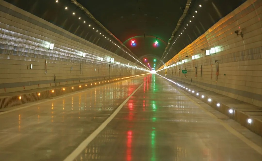 1715842382809987.jpg 640.webp (47).jpg